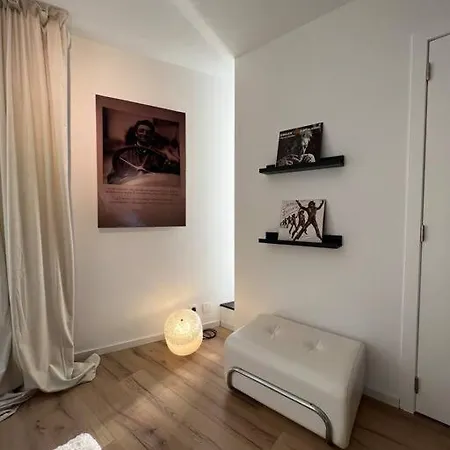 Au Look Design Apartment Mons